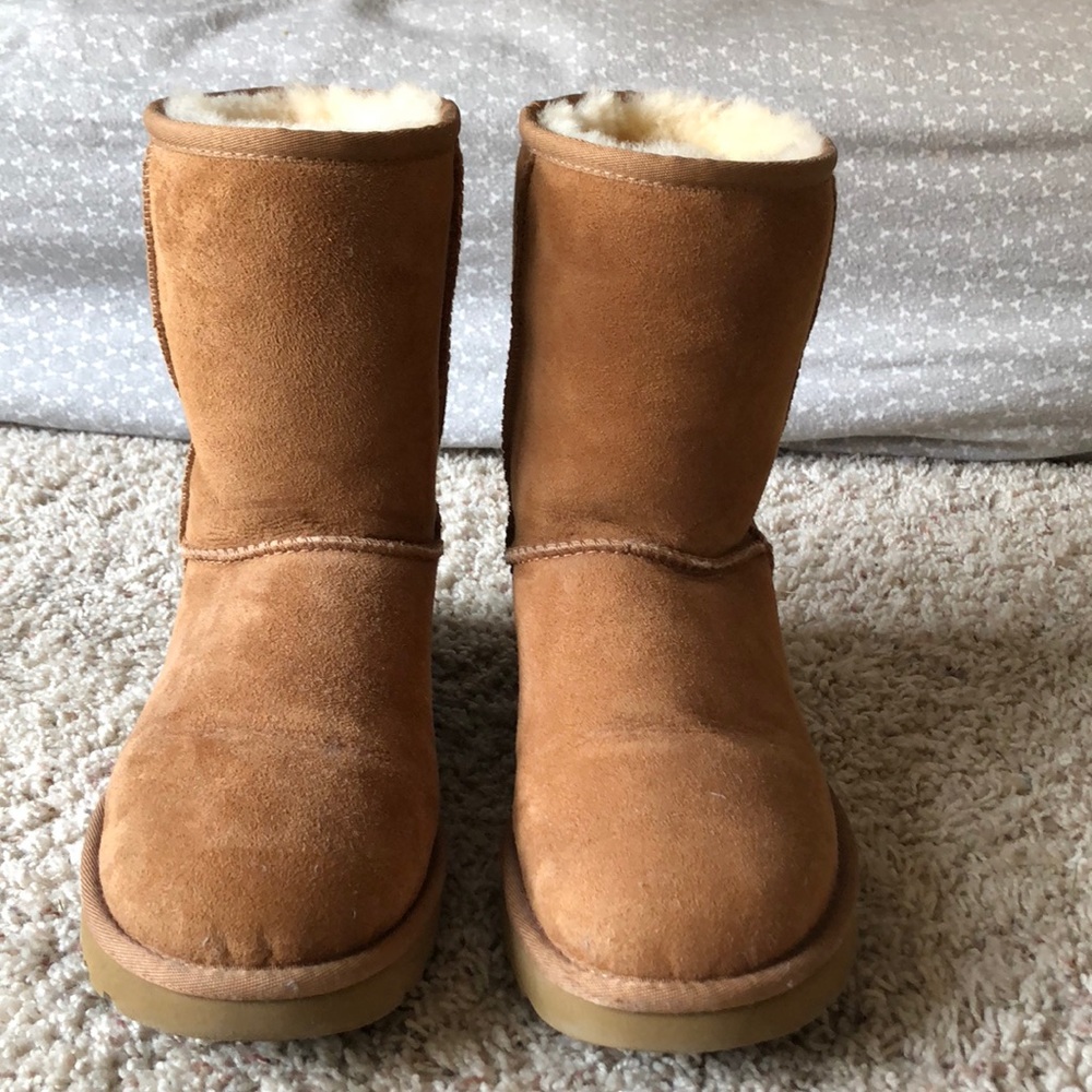 Size 8 Brown Uggs